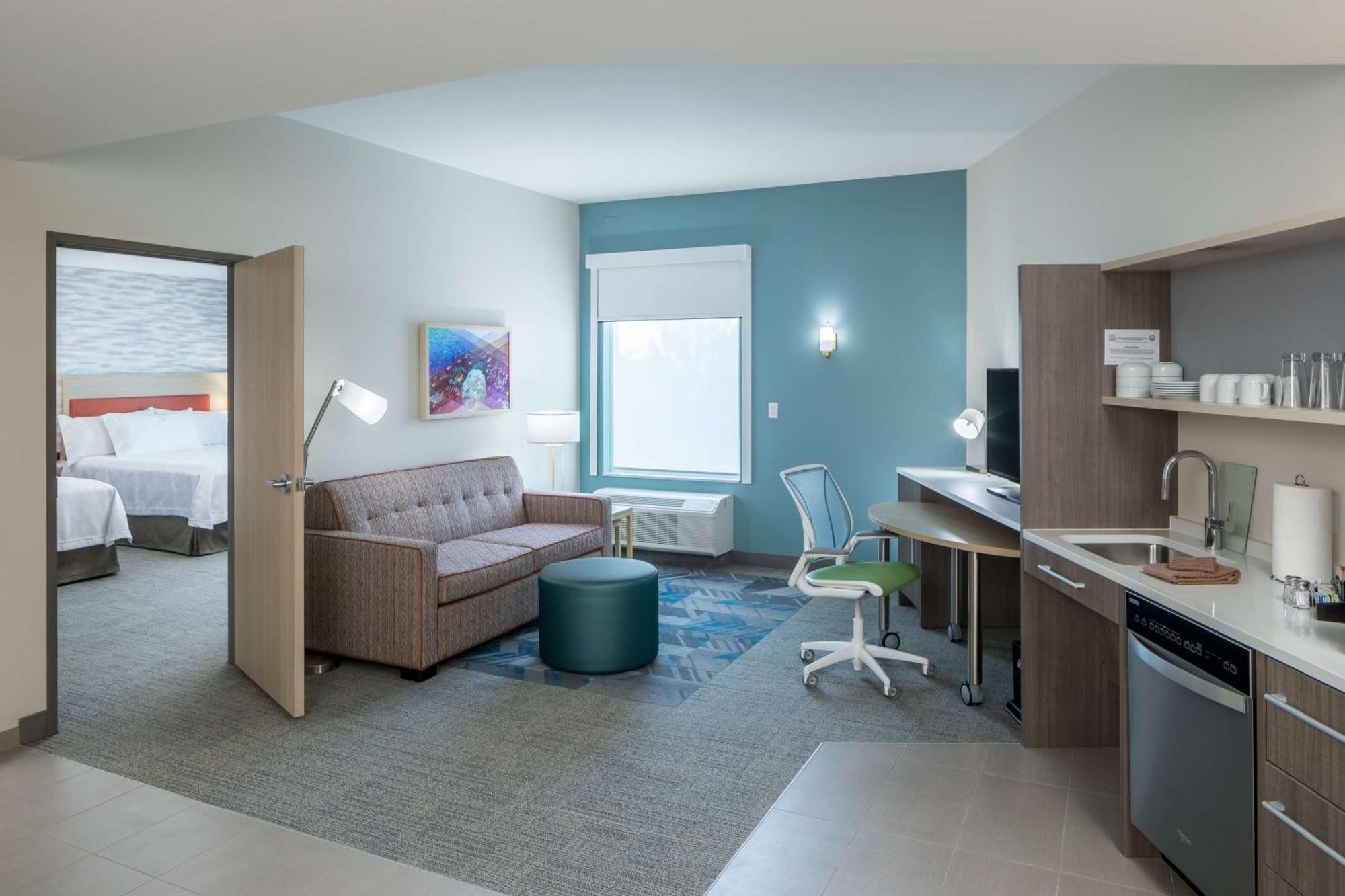 Home2 Suites By Hilton Cape Canaveral Cruise Port Exterior photo
