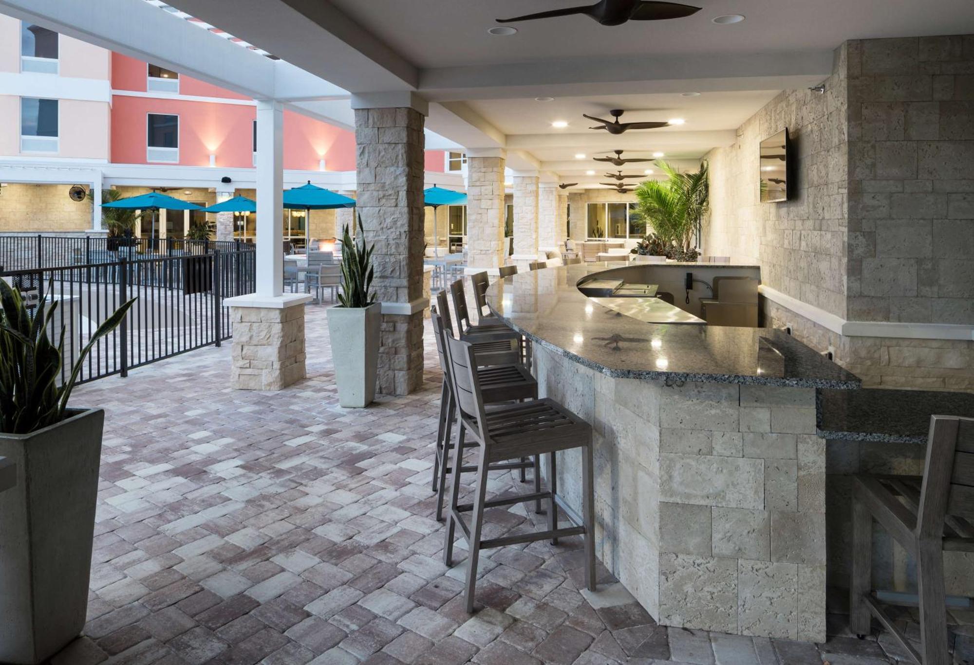 Home2 Suites By Hilton Cape Canaveral Cruise Port Exterior photo