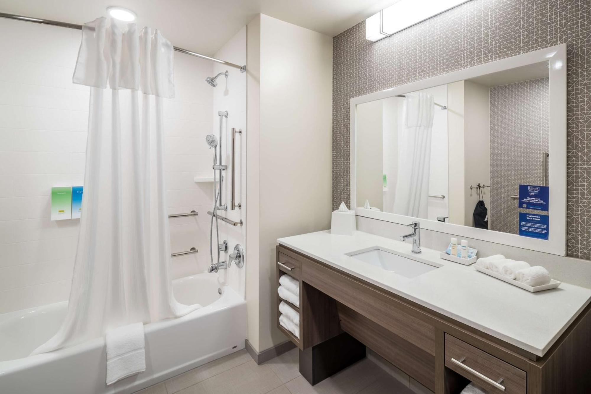 Home2 Suites By Hilton Cape Canaveral Cruise Port Exterior photo