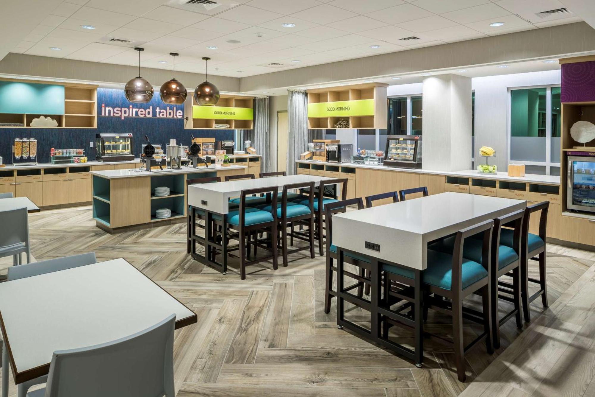 Home2 Suites By Hilton Cape Canaveral Cruise Port Exterior photo