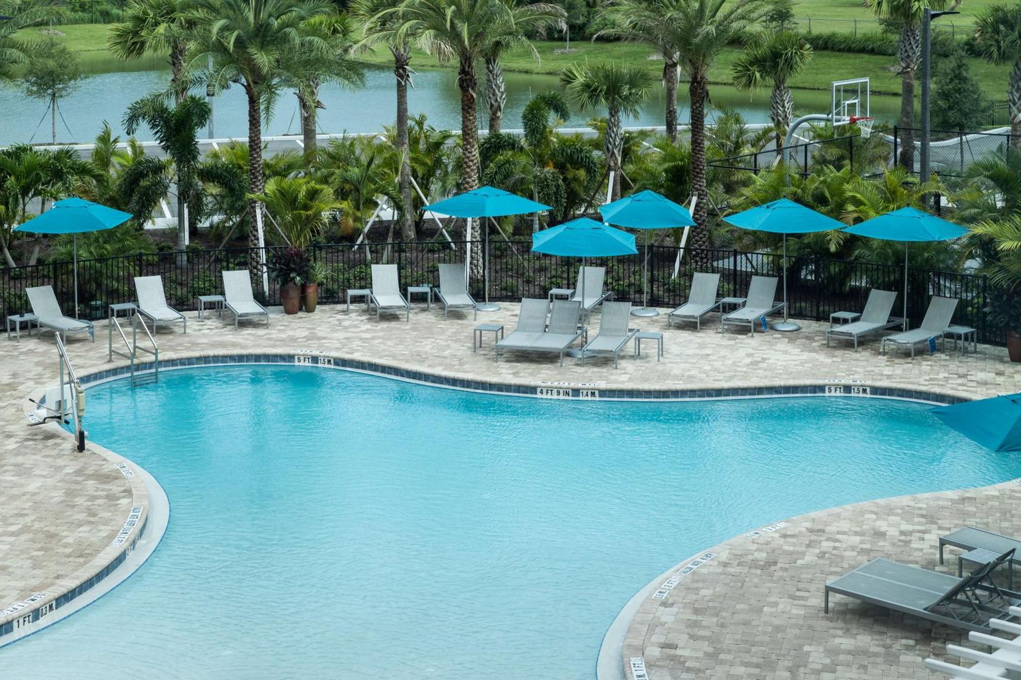 Home2 Suites By Hilton Cape Canaveral Cruise Port Exterior photo