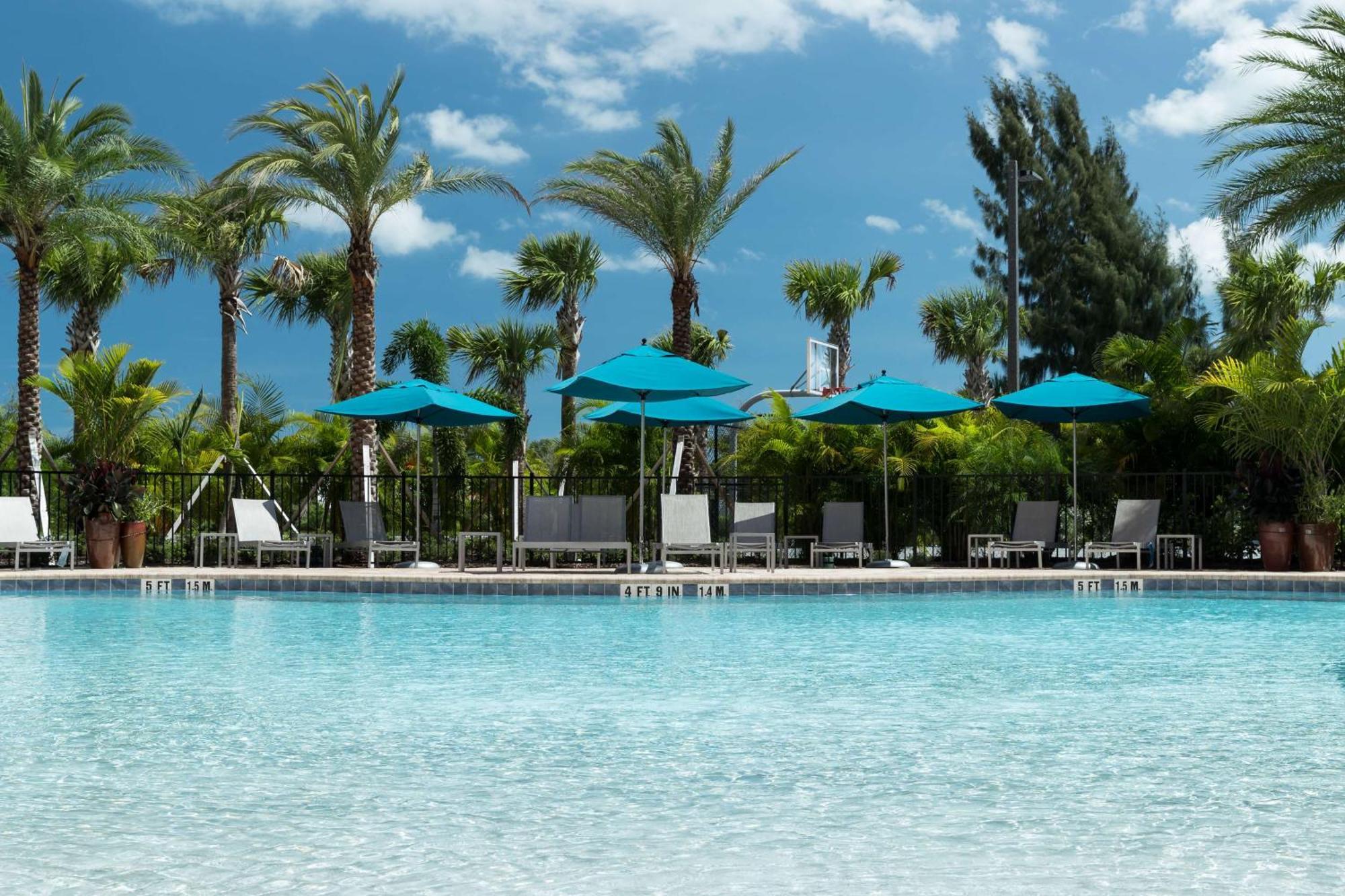 Home2 Suites By Hilton Cape Canaveral Cruise Port Exterior photo